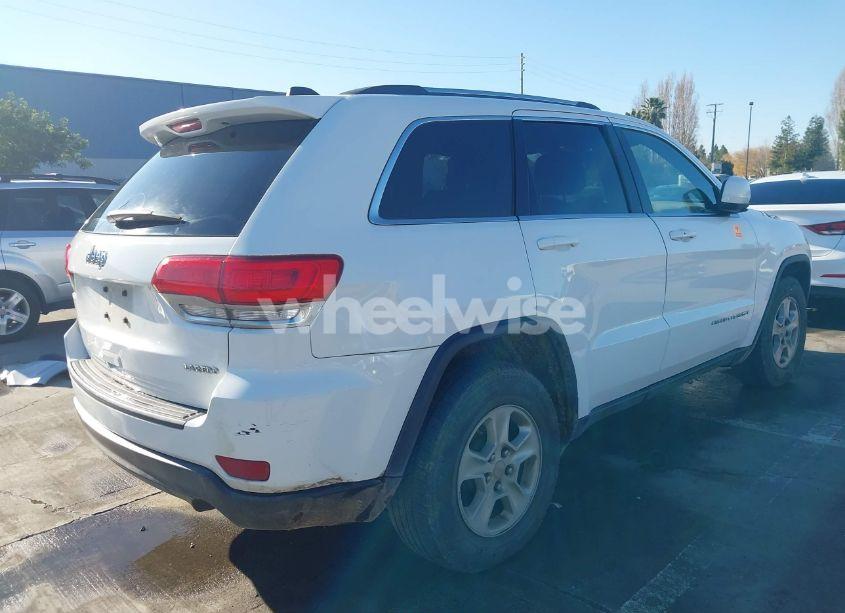 Photo 4 of 2015 Jeep Grand CHEROKEE LAREDO (VIN 1C4RJEAG0FC849047)