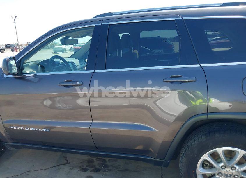 Photo 15 of 2015 Jeep Grand CHEROKEE LAREDO (VIN 1C4RJEAG0FC952260)