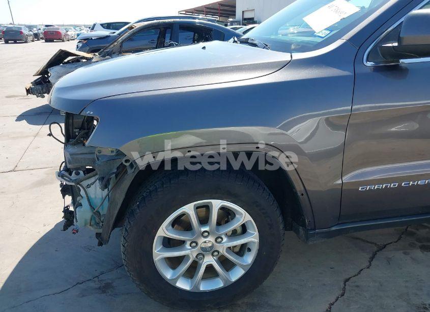 Photo 19 of 2015 Jeep Grand CHEROKEE LAREDO (VIN 1C4RJEAG0FC952260)