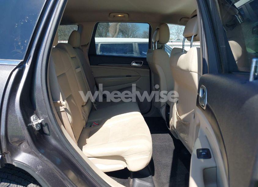 Photo 8 of 2015 Jeep Grand CHEROKEE LAREDO (VIN 1C4RJEAG0FC952260)