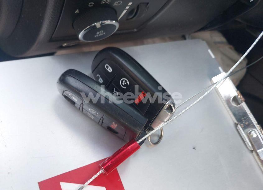 Photo 11 of 2017 Jeep Grand CHEROKEE ALTITUDE 4X2 (VIN 1C4RJEAG0HC702780)