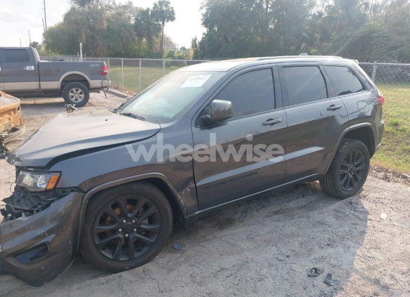 Photo 14 of 2017 Jeep Grand CHEROKEE ALTITUDE 4X2 (VIN 1C4RJEAG0HC702780)