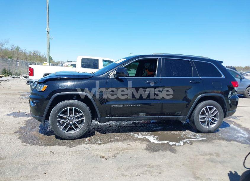 Photo 14 of 2019 Jeep Grand CHEROKEE LAREDO E 4X2 (VIN 1C4RJEAG0KC581112)