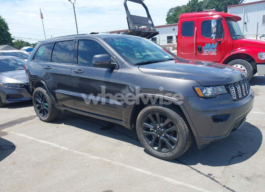 Photo 13 of 2019 Jeep Grand CHEROKEE ALTITUDE 4X2 (VIN 1C4RJEAG0KC778605)
