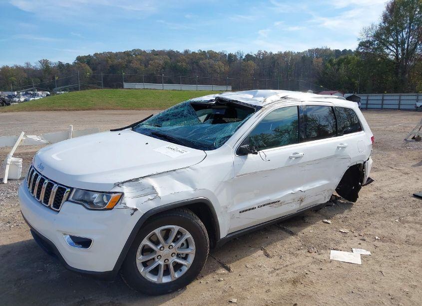 Photo 6 of 2021 Jeep Grand CHEROKEE LAREDO E 4X2 (VIN 1C4RJEAG0MC681889)