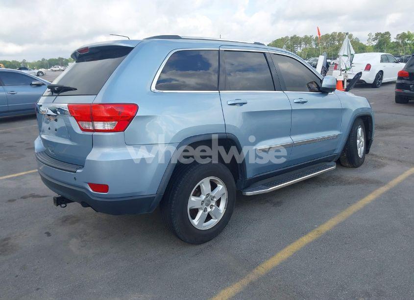 Photo 4 of 2013 Jeep Grand CHEROKEE LAREDO (VIN 1C4RJEAG1DC519298)