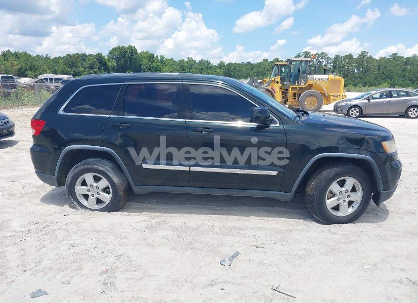 Photo 12 of 2013 Jeep Grand CHEROKEE LAREDO (VIN 1C4RJEAG1DC561311)