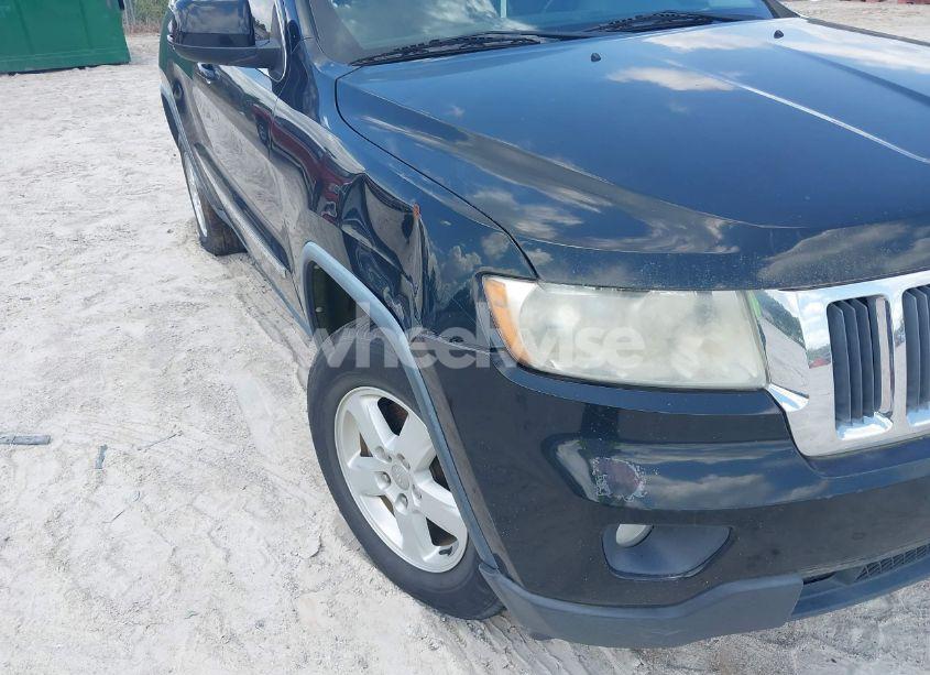 Photo 16 of 2013 Jeep Grand CHEROKEE LAREDO (VIN 1C4RJEAG1DC561311)