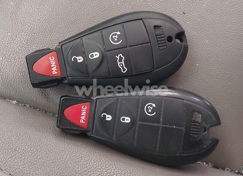 Photo 11 of 2013 Jeep Grand CHEROKEE LAREDO (VIN 1C4RJEAG1DC589237)