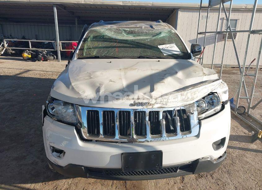 Photo 12 of 2013 Jeep Grand CHEROKEE LAREDO (VIN 1C4RJEAG1DC589237)