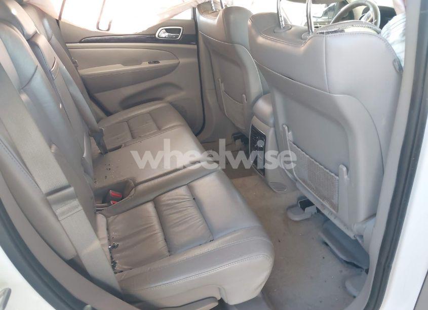 Photo 8 of 2013 Jeep Grand CHEROKEE LAREDO (VIN 1C4RJEAG1DC589237)