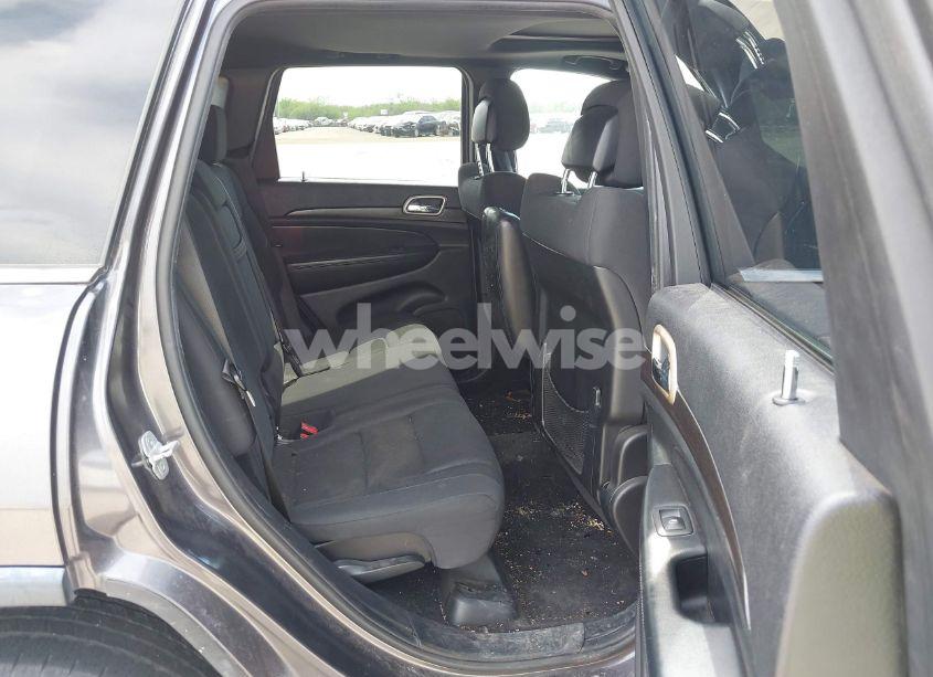 Photo 8 of 2014 Jeep Grand CHEROKEE LAREDO (VIN 1C4RJEAG1EC217995)