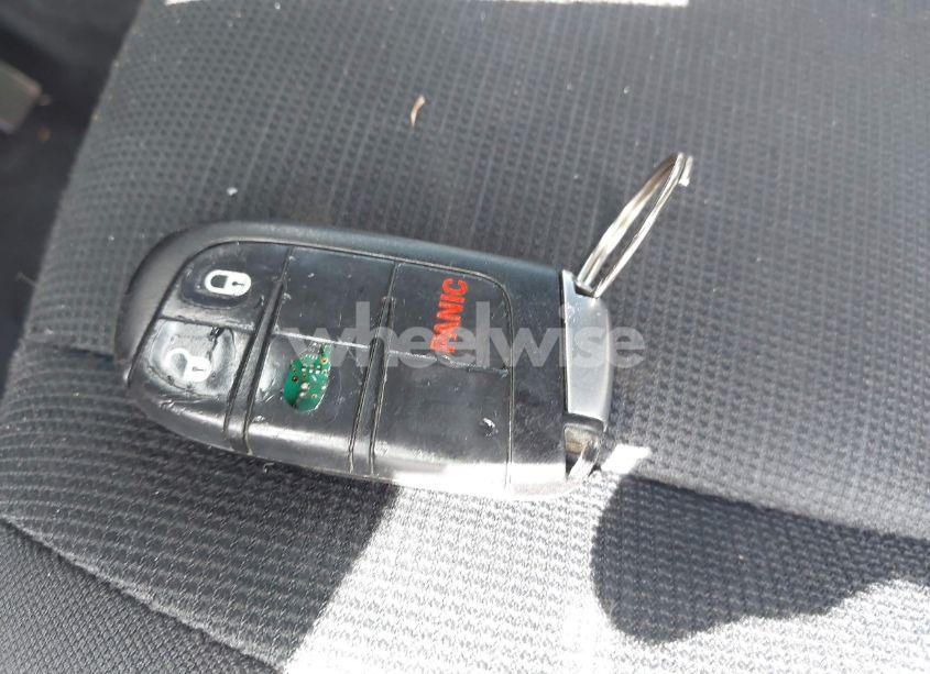 Photo 11 of 2014 Jeep Grand CHEROKEE LAREDO (VIN 1C4RJEAG1EC390268)