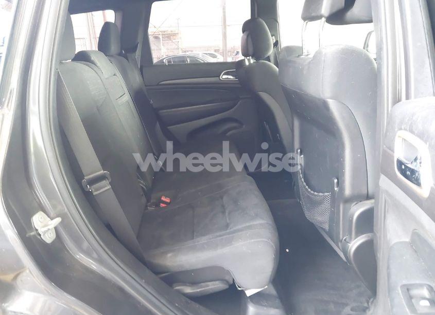 Photo 8 of 2015 Jeep Grand CHEROKEE LAREDO (VIN 1C4RJEAG1FC152468)