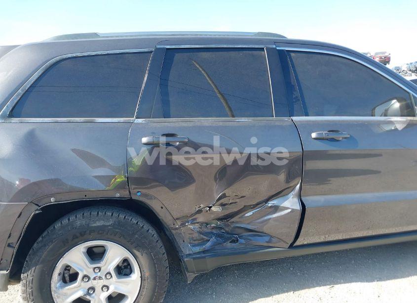 Photo 6 of 2015 Jeep Grand CHEROKEE LAREDO (VIN 1C4RJEAG1FC218114)