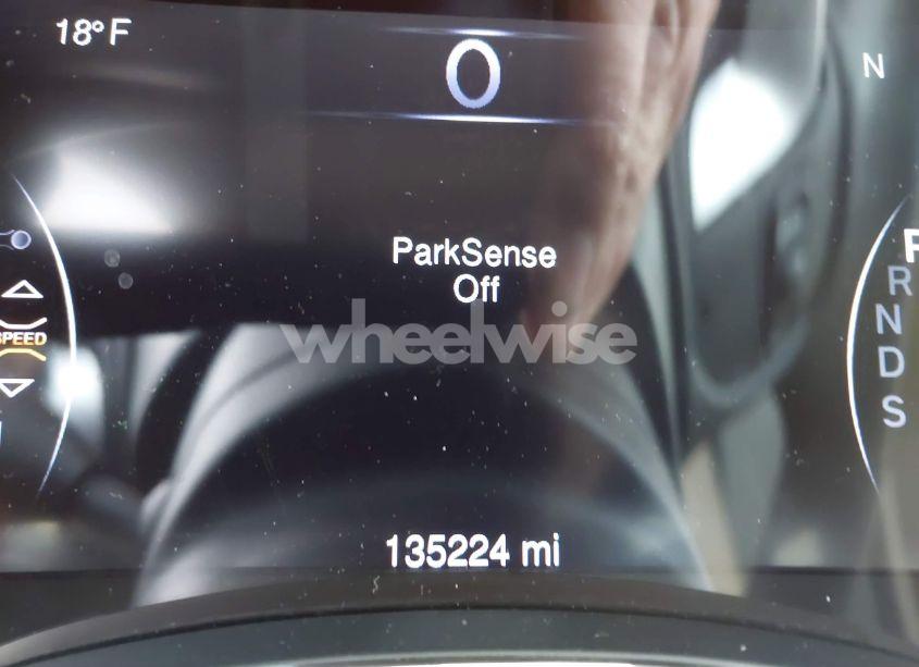 Photo 15 of 2015 Jeep Grand CHEROKEE LAREDO (VIN 1C4RJEAG1FC235768)