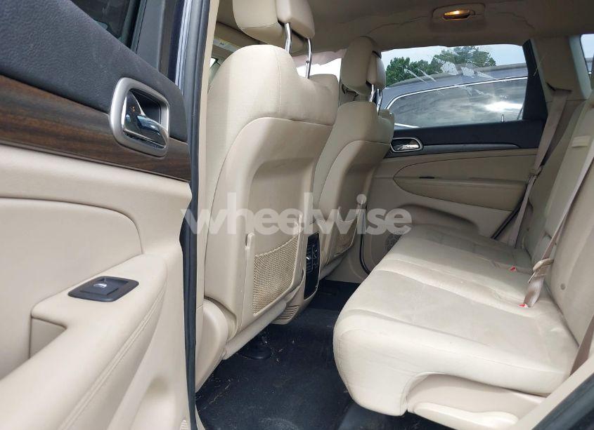 Photo 8 of 2015 Jeep Grand CHEROKEE LAREDO (VIN 1C4RJEAG1FC700341)