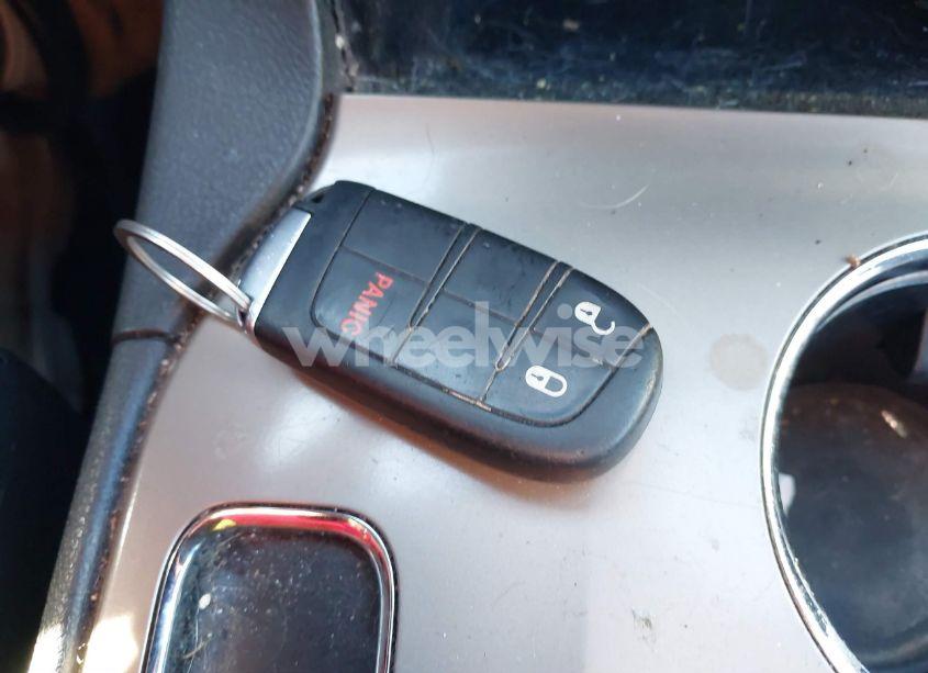 Photo 11 of 2015 Jeep Grand CHEROKEE LAREDO (VIN 1C4RJEAG1FC926234)