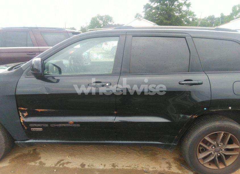 Photo 14 of 2016 Jeep Grand CHEROKEE 75TH ANNIVERSARY (VIN 1C4RJEAG1GC386854)