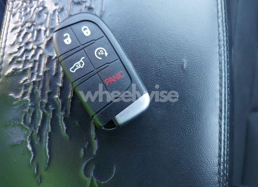 Photo 11 of 2016 Jeep Grand CHEROKEE LAREDO (VIN 1C4RJEAG1GC394064)