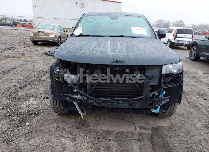 Photo 13 of 2017 Jeep Grand CHEROKEE ALTITUDE 4X2 (VIN 1C4RJEAG1HC956319)