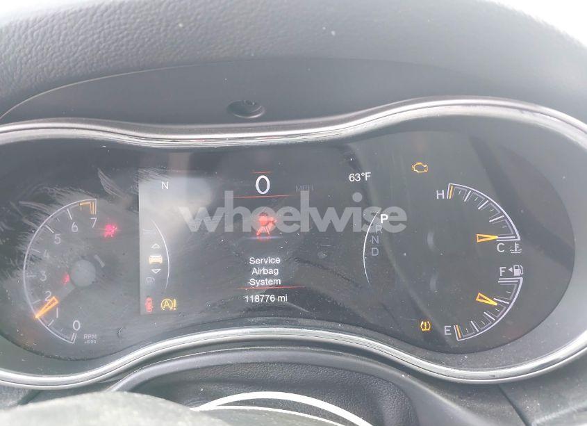 Photo 7 of 2018 Jeep Grand CHEROKEE LAREDO E 4X2 (VIN 1C4RJEAG1JC300756)