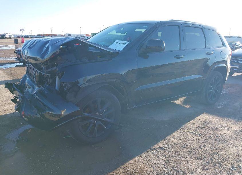 Photo 2 of 2018 Jeep Grand CHEROKEE ALTITUDE 4X2 (VIN 1C4RJEAG1JC402607)