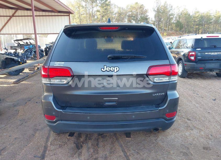Photo 16 of 2020 Jeep Grand CHEROKEE LAREDO E 4X2 (VIN 1C4RJEAG1LC102200)