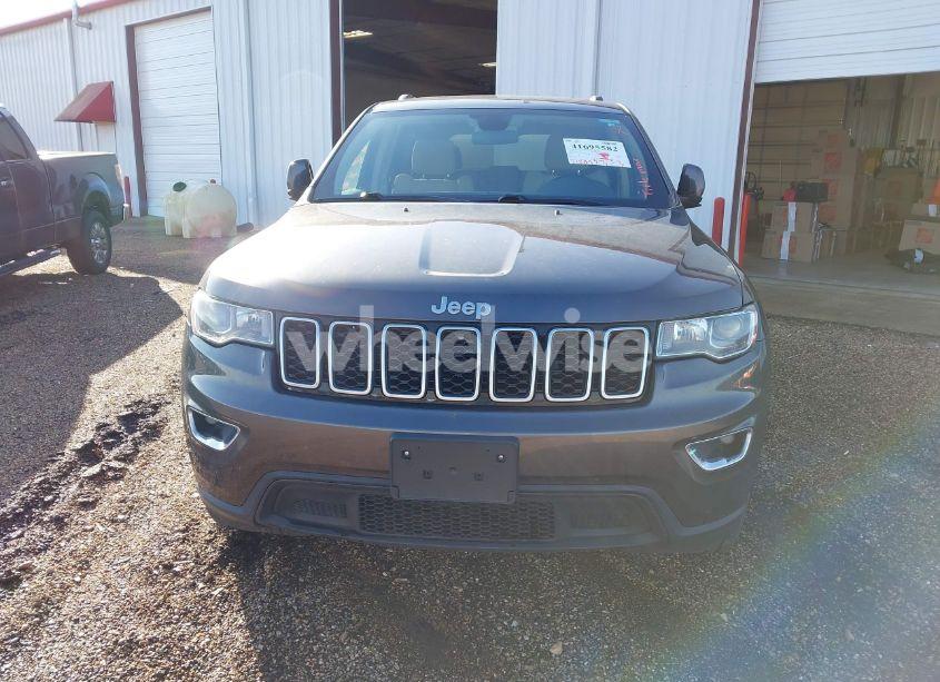Photo 6 of 2020 Jeep Grand CHEROKEE LAREDO E 4X2 (VIN 1C4RJEAG1LC102200)