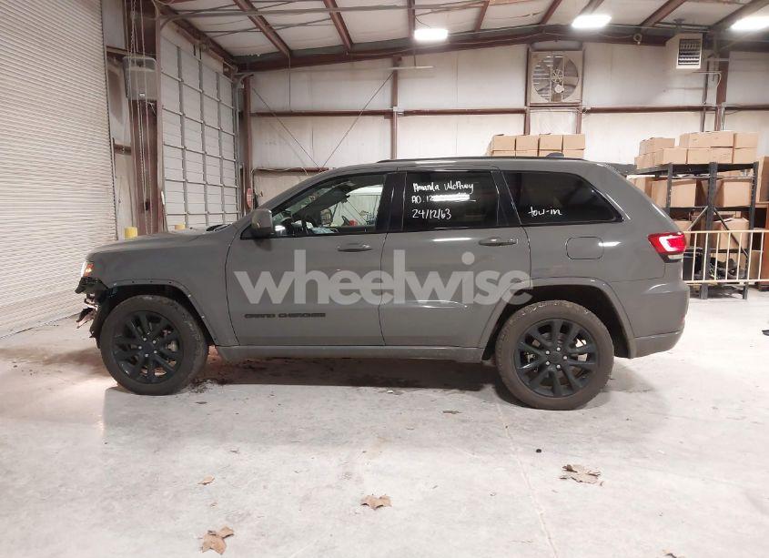 Photo 15 of 2021 Jeep Grand CHEROKEE LAREDO X 4X2 (VIN 1C4RJEAG1MC798574)