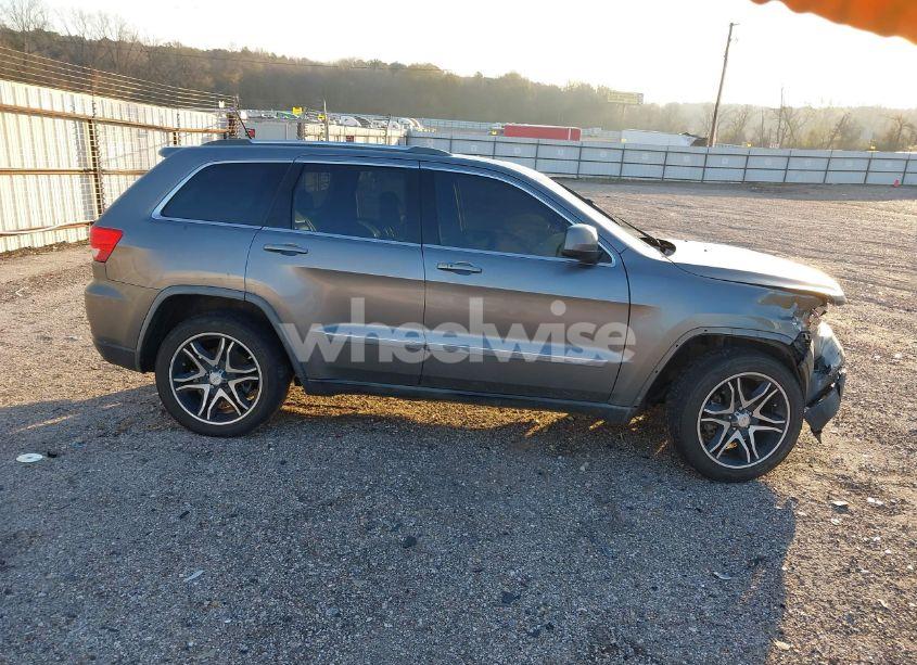 Photo 14 of 2012 Jeep Grand CHEROKEE LAREDO (VIN 1C4RJEAG2CC142625)