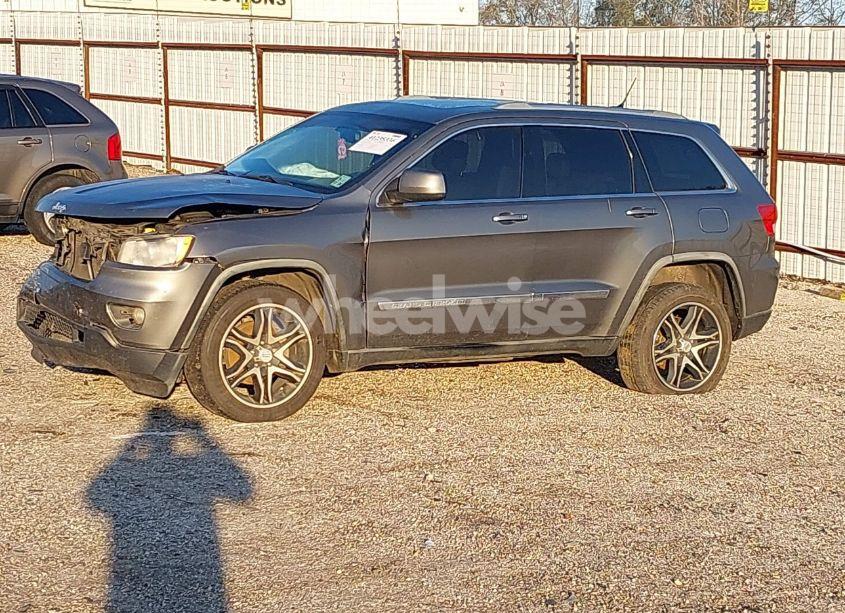 Photo 2 of 2012 Jeep Grand CHEROKEE LAREDO (VIN 1C4RJEAG2CC142625)