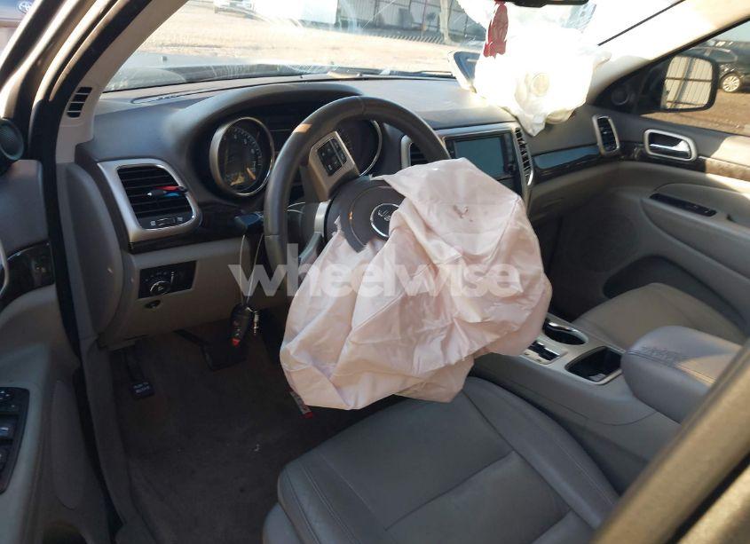 Photo 22 of 2012 Jeep Grand CHEROKEE LAREDO (VIN 1C4RJEAG2CC142625)