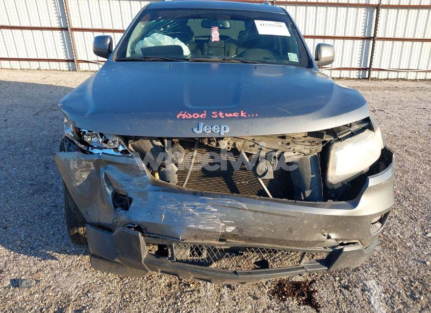 Photo 6 of 2012 Jeep Grand CHEROKEE LAREDO (VIN 1C4RJEAG2CC142625)