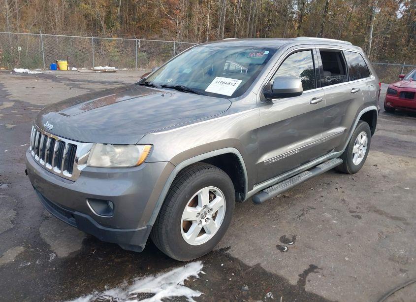 Photo 2 of 2012 Jeep Grand CHEROKEE LAREDO (VIN 1C4RJEAG2CC209773)