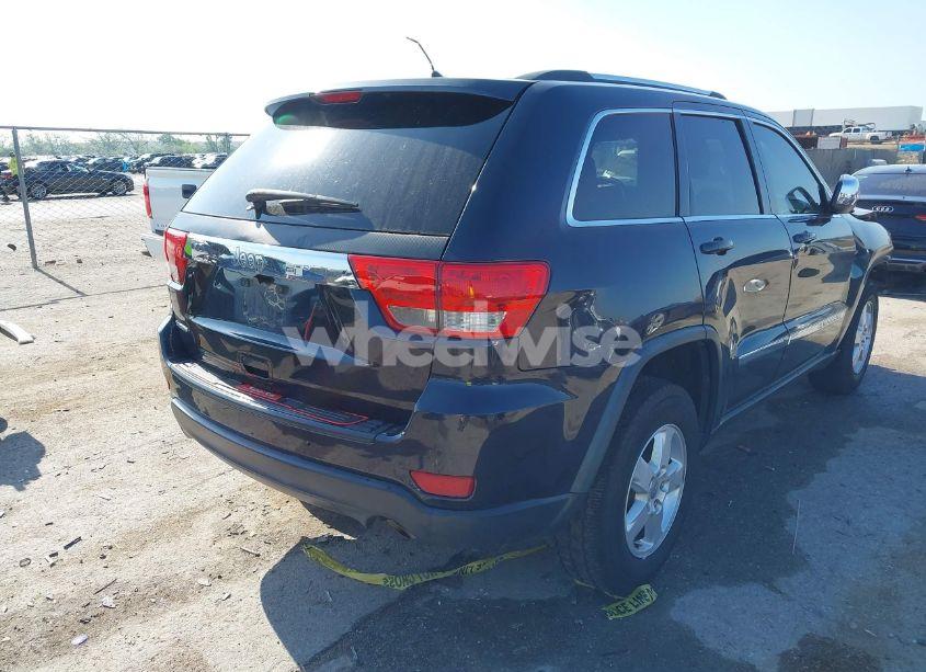 Photo 4 of 2013 Jeep Grand CHEROKEE LAREDO (VIN 1C4RJEAG2DC507953)