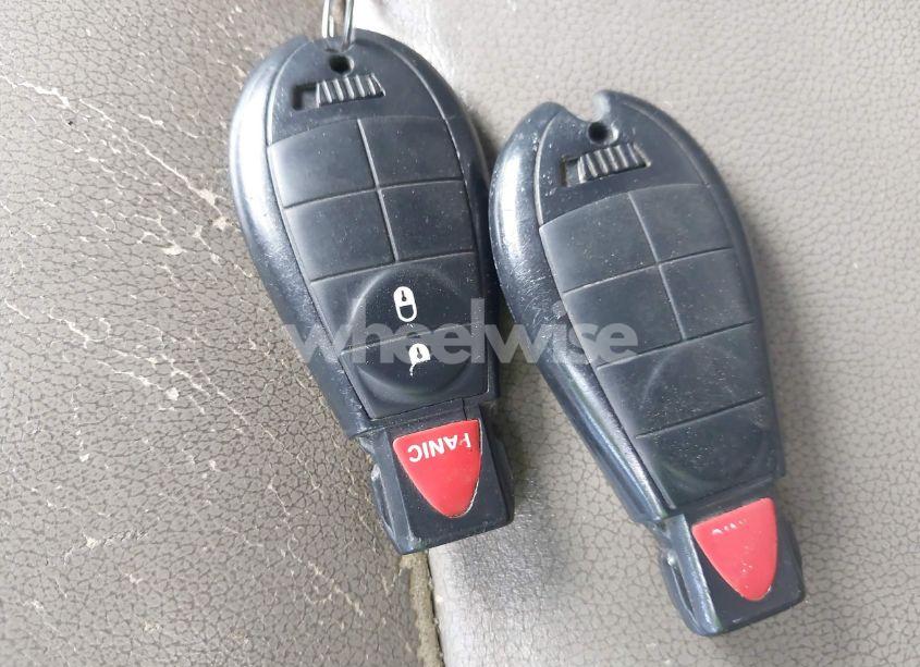 Photo 11 of 2013 Jeep Grand CHEROKEE LAREDO (VIN 1C4RJEAG2DC517303)