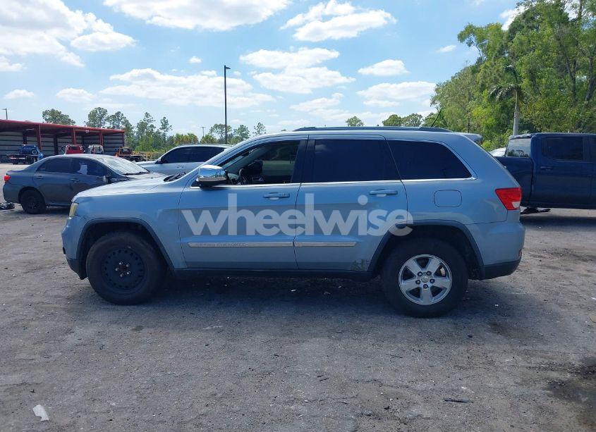 Photo 14 of 2013 Jeep Grand CHEROKEE LAREDO (VIN 1C4RJEAG2DC517303)
