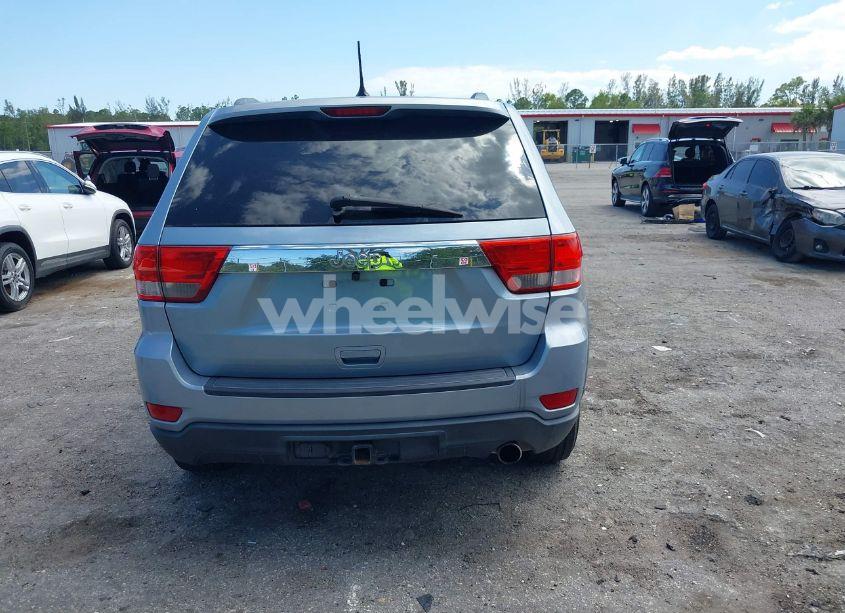 Photo 16 of 2013 Jeep Grand CHEROKEE LAREDO (VIN 1C4RJEAG2DC517303)