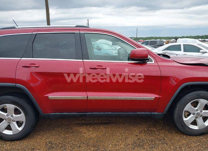 Photo 13 of 2013 Jeep Grand CHEROKEE LAREDO (VIN 1C4RJEAG2DC534182)