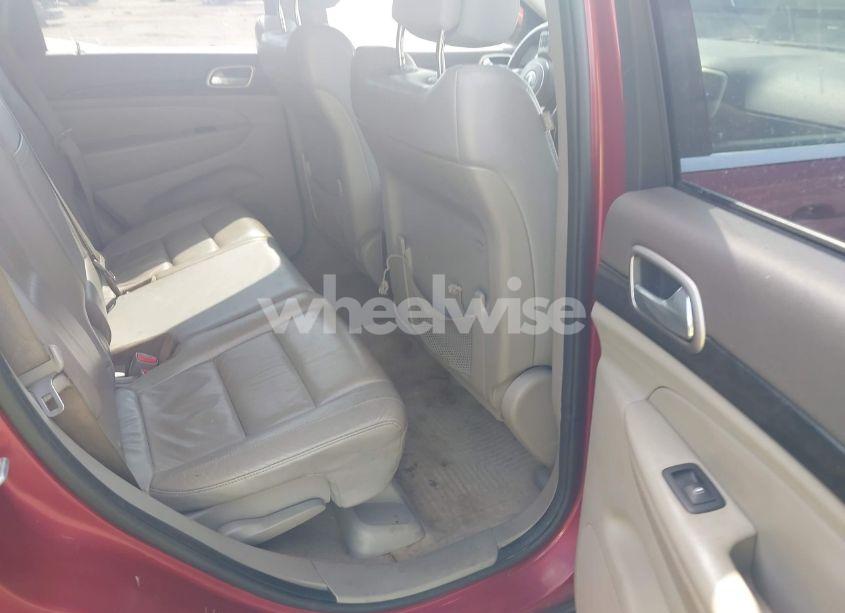 Photo 8 of 2013 Jeep Grand CHEROKEE LAREDO (VIN 1C4RJEAG2DC534182)