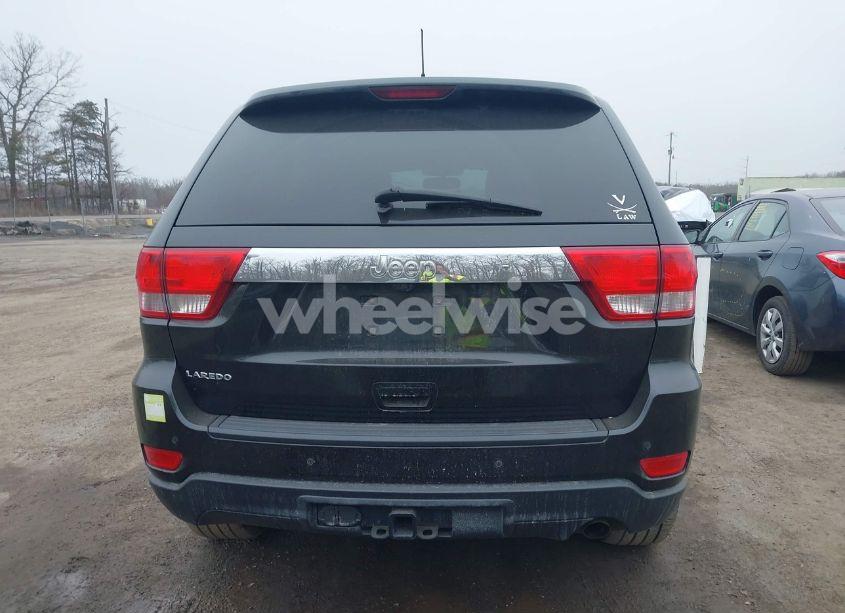Photo 16 of 2013 Jeep Grand CHEROKEE LAREDO (VIN 1C4RJEAG2DC558403)