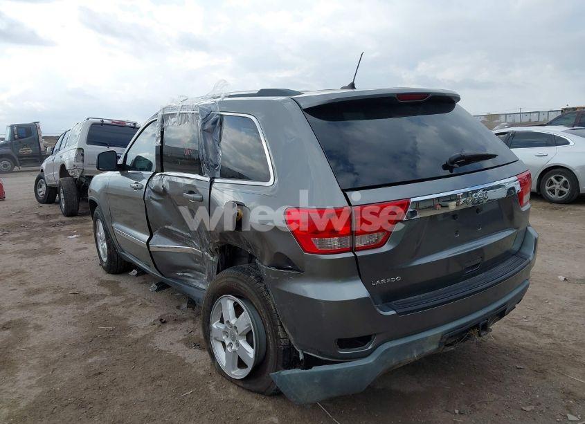 Photo 3 of 2013 Jeep Grand CHEROKEE LAREDO (VIN 1C4RJEAG2DC571569)