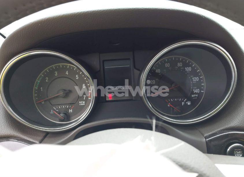 Photo 7 of 2013 Jeep Grand CHEROKEE LAREDO (VIN 1C4RJEAG2DC571569)