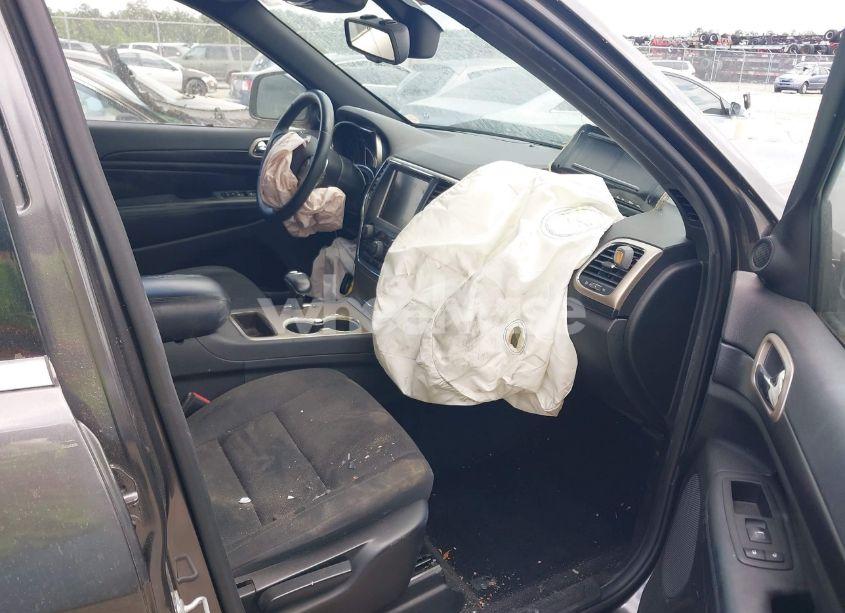 Photo 5 of 2014 Jeep Grand CHEROKEE LAREDO (VIN 1C4RJEAG2EC144930)