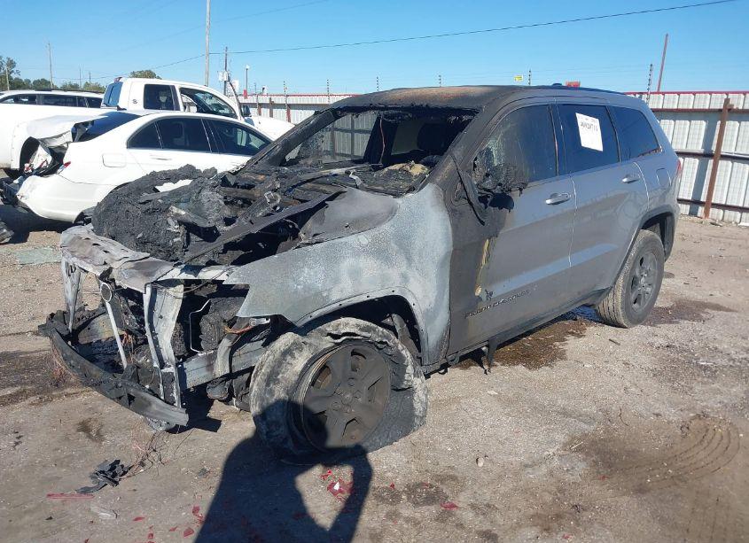 Photo 2 of 2014 Jeep Grand CHEROKEE LAREDO (VIN 1C4RJEAG2EC348529)