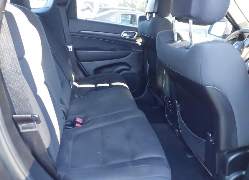 Photo 8 of 2014 Jeep Grand CHEROKEE LAREDO (VIN 1C4RJEAG2EC574375)