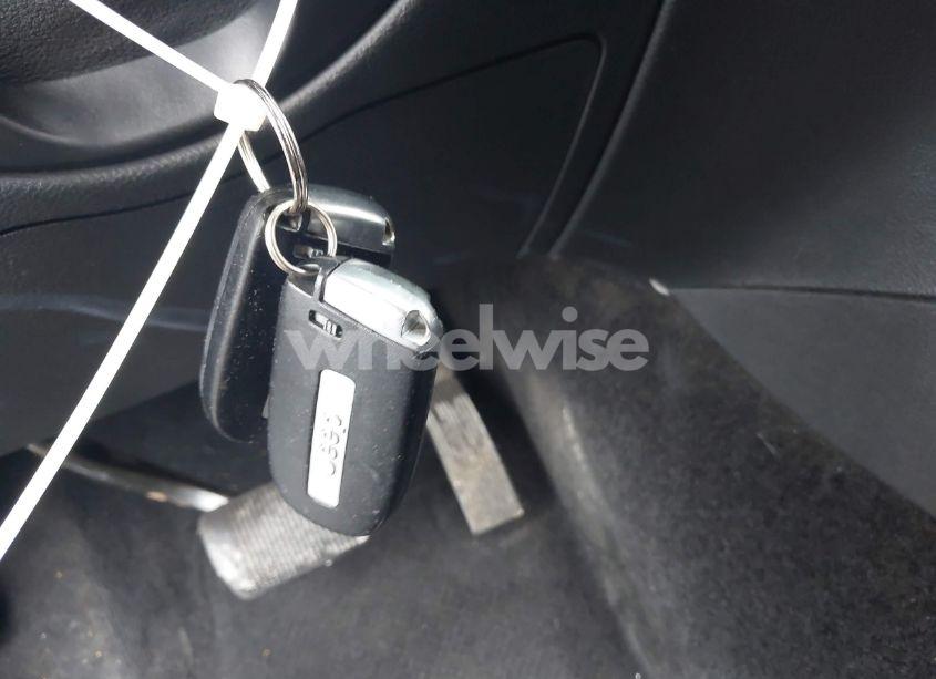 Photo 11 of 2015 Jeep Grand CHEROKEE LAREDO (VIN 1C4RJEAG2FC700686)