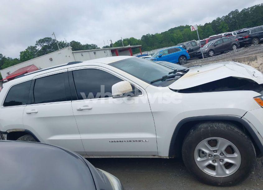 Photo 13 of 2015 Jeep Grand CHEROKEE LAREDO (VIN 1C4RJEAG2FC700686)