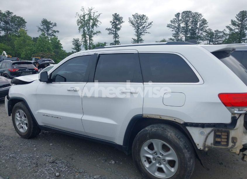 Photo 14 of 2015 Jeep Grand CHEROKEE LAREDO (VIN 1C4RJEAG2FC700686)